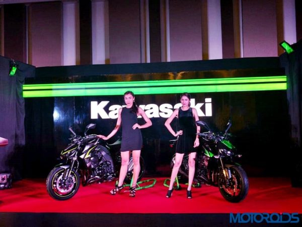2017-Kawasaki-Z1000-and-Z1000R-India-Launch-11-600x450