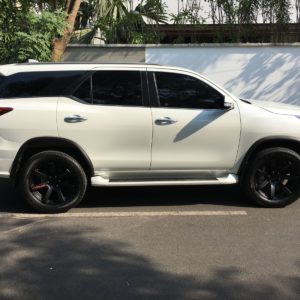 Modified Toyota Fortuner