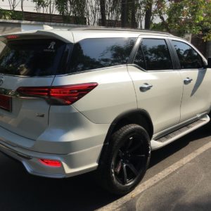 Modified Toyota Fortuner