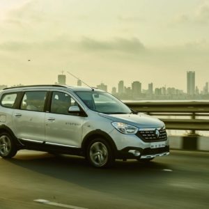 Renault Lodgy Stepway Night Drive Mumbai