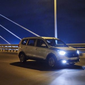 Renault Lodgy Stepway Night Drive Mumbai