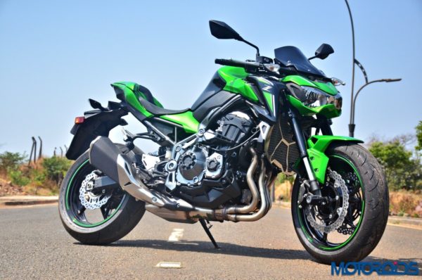 2017 Kawasaki Z900 First Ride Review - Right Side