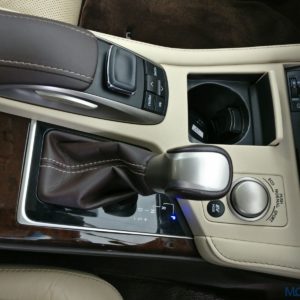 LexusESh interior gearbox