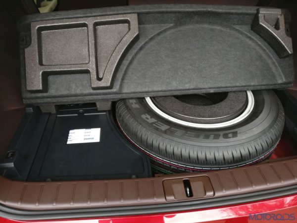 Lexus RX 450h - Spare Wheel