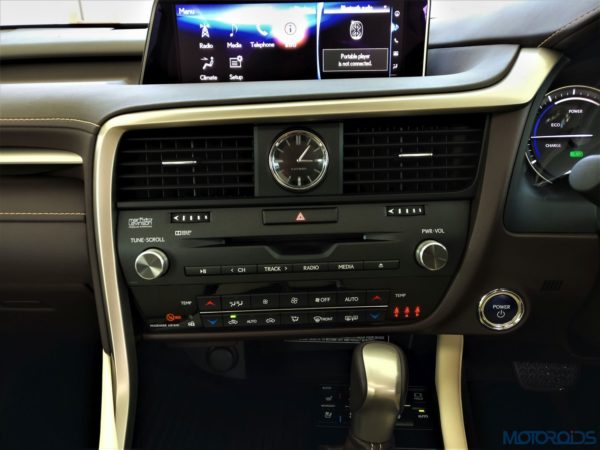 Lexus RX 450h - Mark Levinson sound system