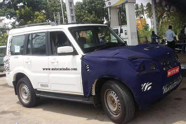 Spotted Upcoming Mahindra Scorpio facelift Front Side View