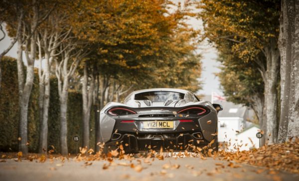 McLaren P1 LM rear view and taillight