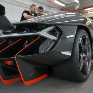 UK Welcomes Its First Lamborghini Centenario