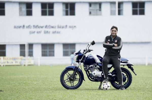 Bajaj V Invincible Indians Guru