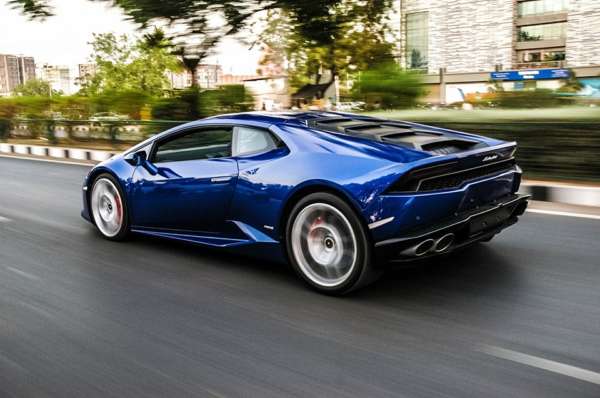 Blue Caelum Lamborghini Huracan action shot