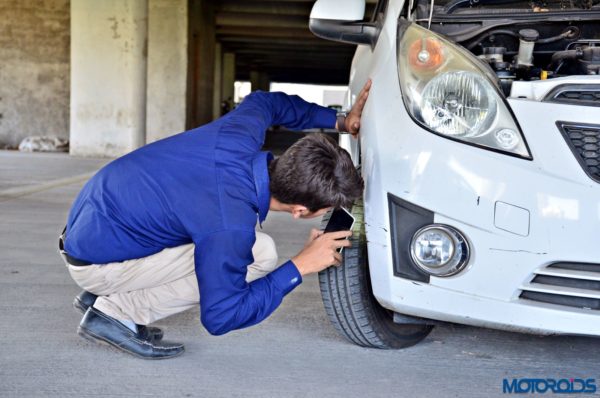 CARS24 car tyre health inspection