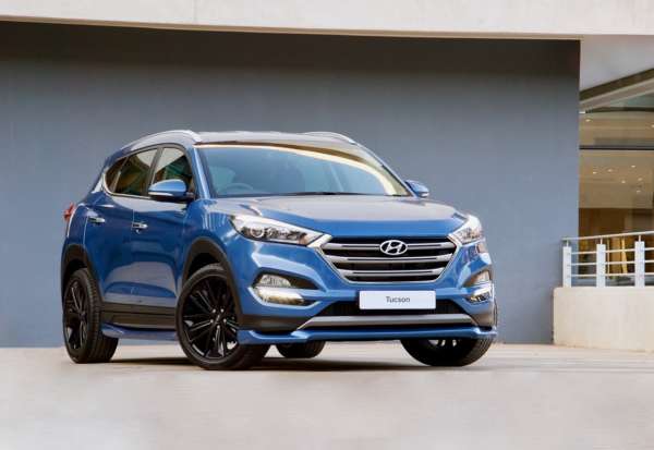 Hyundai Tucson Sport blue front