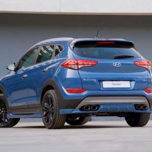 Hyundai Tucson Sport blue rear