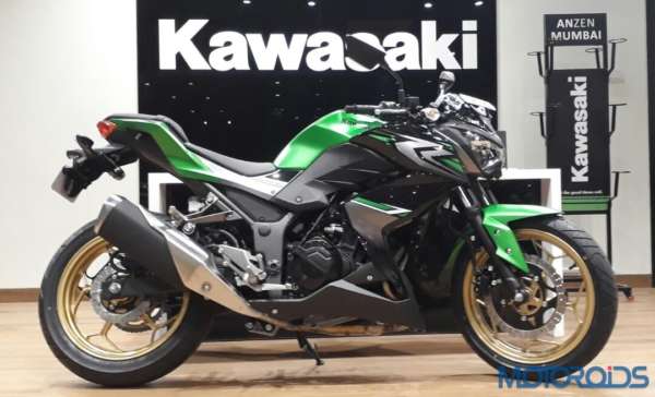 KawasakiZsideview