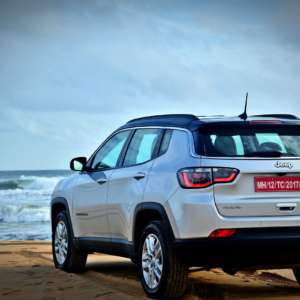 MadeinIndiaJeepCompassReviewStillShotsonthebeach()