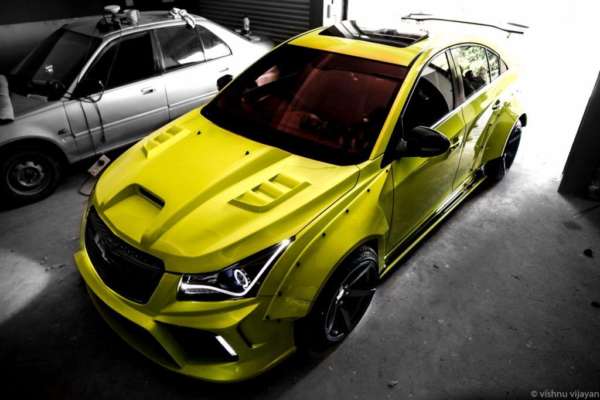 Modified Chevrolet Cruze Hyper-Wide