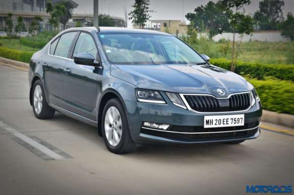 New 2017 Skoda Octavia Review In motion pictures (2)