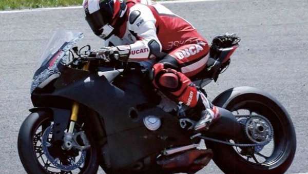 ducati v superbike spy photos