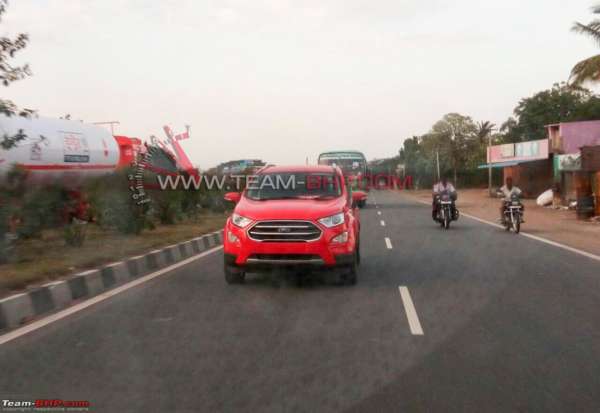 2017 Ford EcoSport facelift uncamouflaged (1)