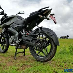 BajajPulsarNSReview()