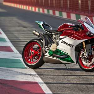 DucatPanigaleRFinalEdition()