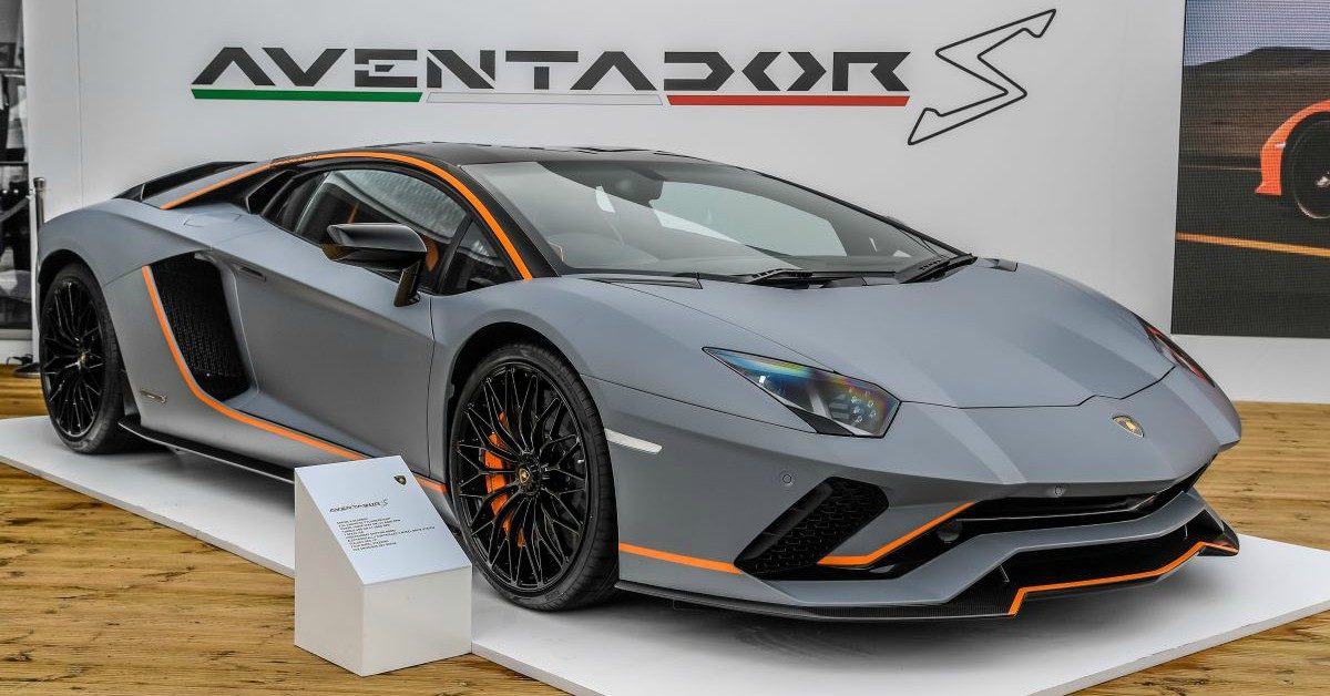 Lamborghini Aventador S feature image