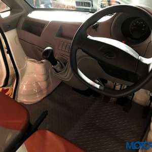 Mahindra Jeeto Minivan India Launch Images