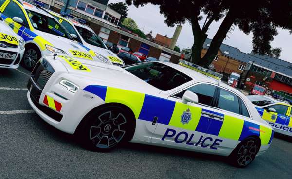 Rolls Royce Ghost Black Badge police car (1)