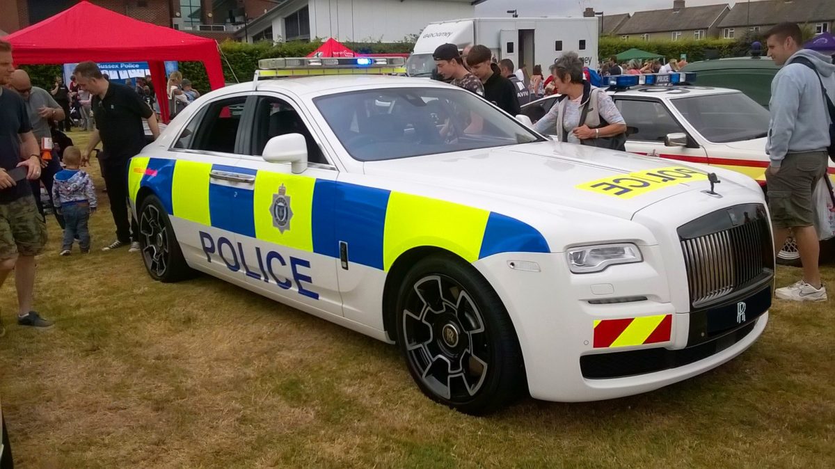 RollsRoyceGhostBlackBadgepolicecar()