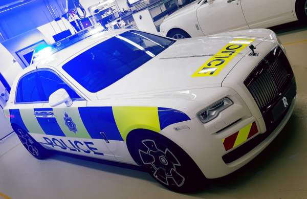 Rolls Royce Ghost Black Badge police car (3)