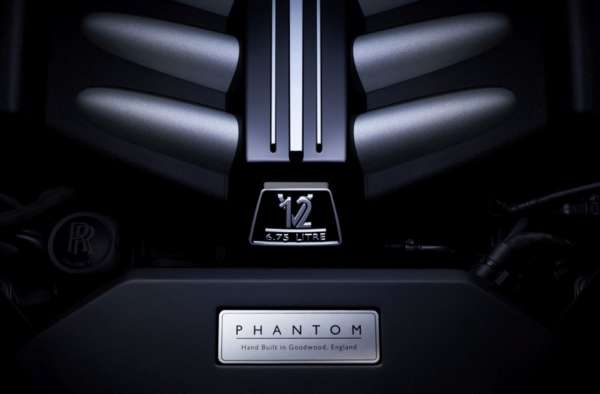 Rolls-Royce-Phantom-VIII-08-600x394