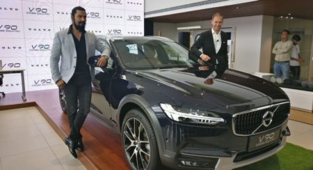 Volvo V90 Cross Country Latest Auto News And Reviews Motoroids