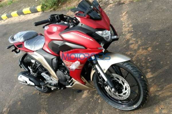 Yamaha Fazer  Spied