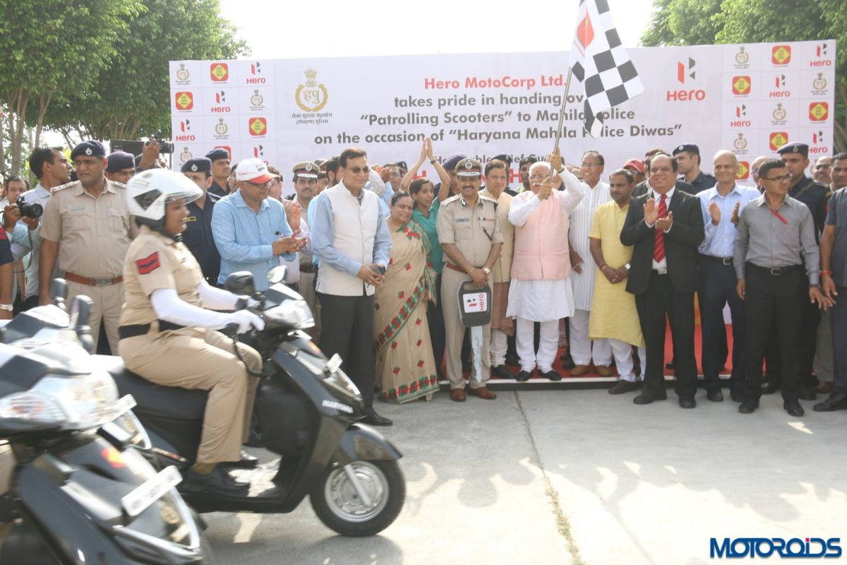 New Hero Duet Scooters Presented To Women Police Officers Of Haryana
