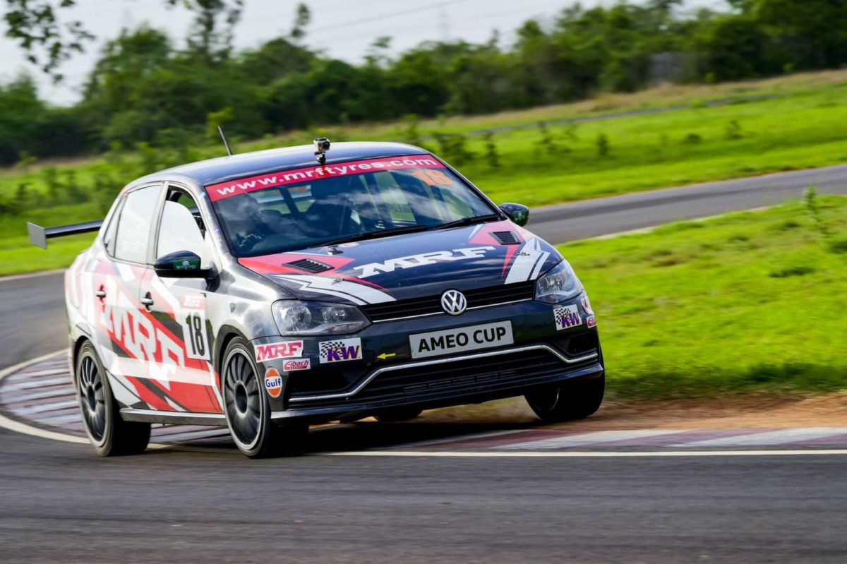 Ameo race car in action