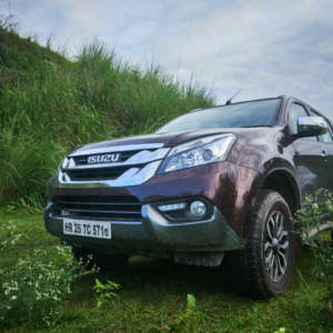 Isuzu MU X Off roading