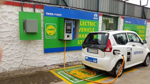 Tata Power launches Electric Vehicle Charging infrastructure in Mumbai