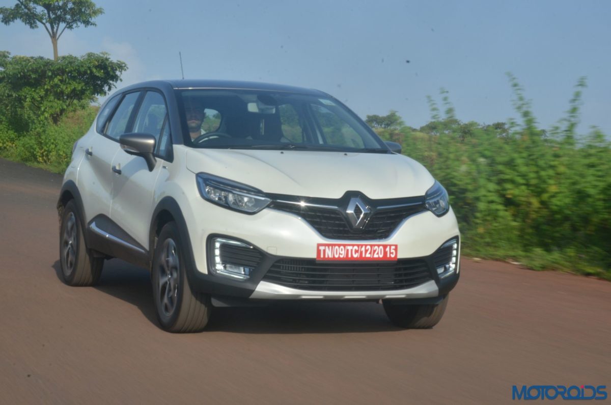 New Renault Captur Cornering shots