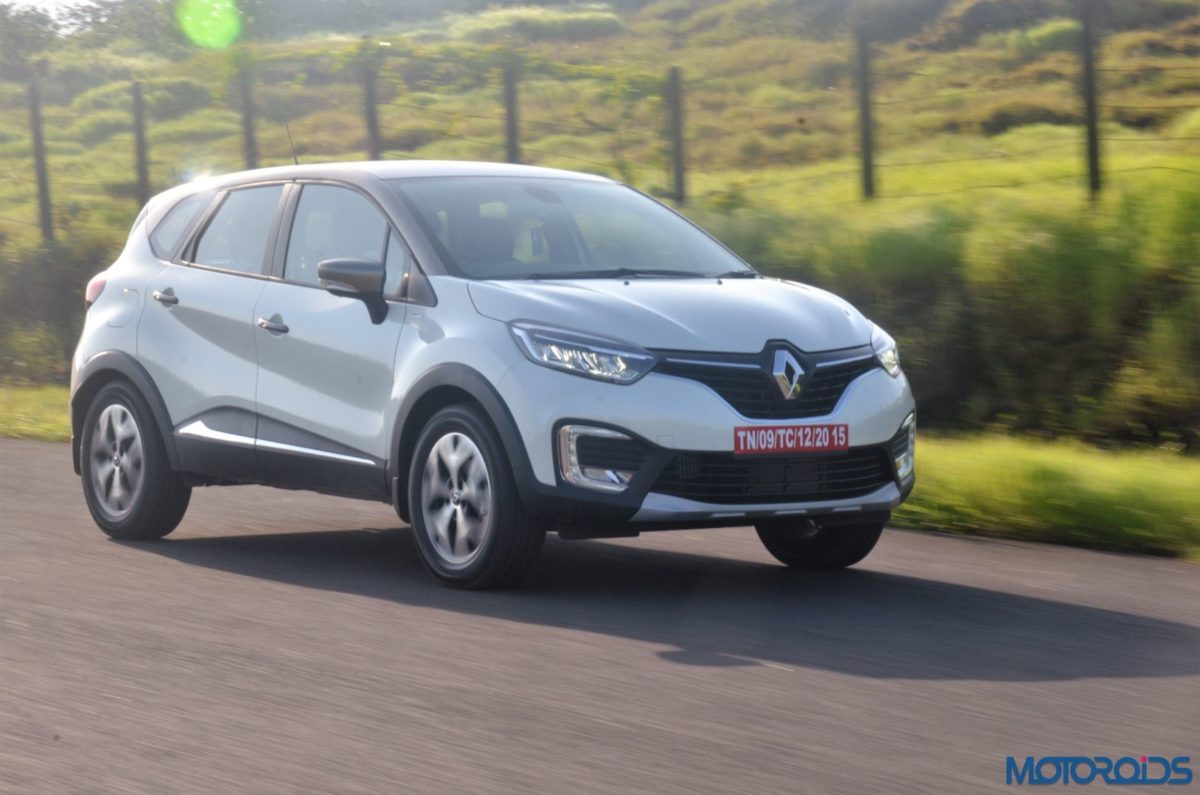 New Renault Captur Cornering shots