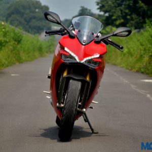 Ducati SuperSport S Review Still Shots