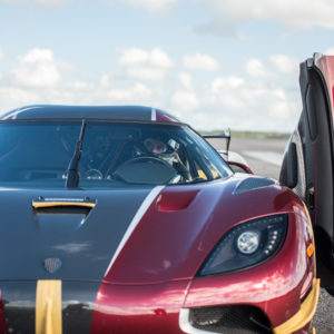 Koenigsegg Agera RS    kmph record