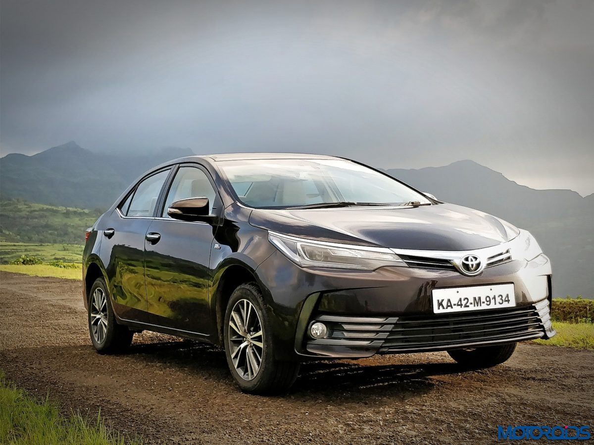 New  Toyota Corolla Altis Facelift India Review front  quarter