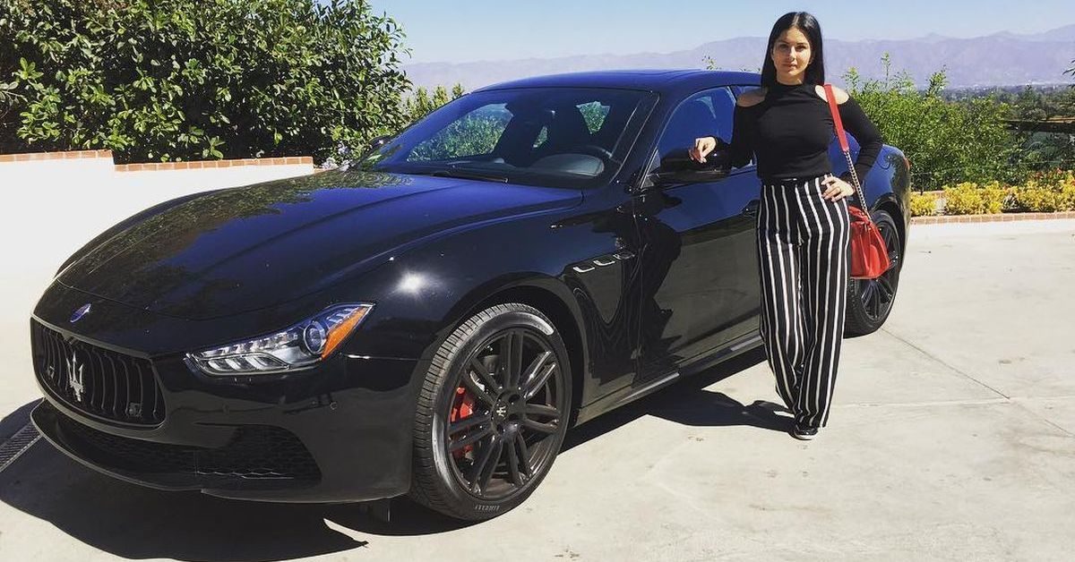 Sunny Leone Maserati Ghibli Nerissimo Feature Image