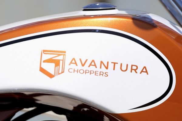 Avantura-Chopper-motorcycles-2-600x398