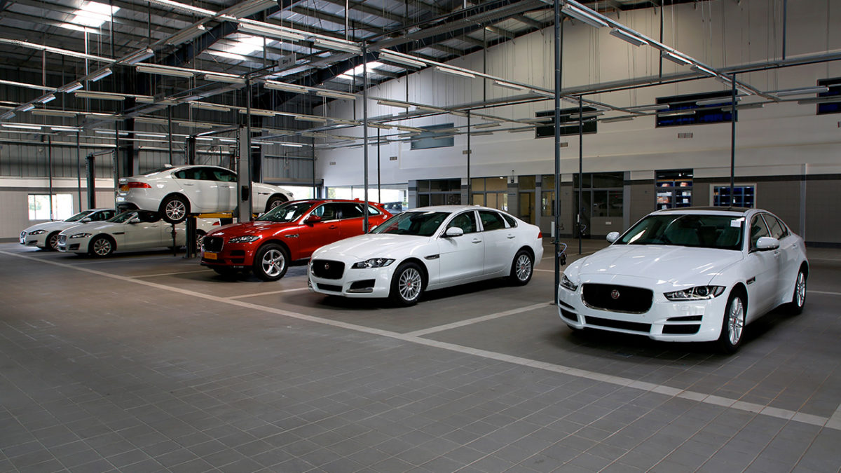 Jaguar Land Rover India Expands Network With New s Facility In Vijayawada