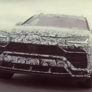 Lamborghini Urus test mule