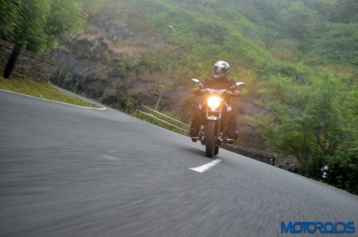 New  Suzuki Intruder  Action Shots