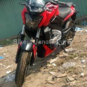 Bajaj Dominar Red