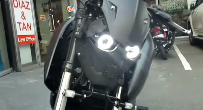 This Modified Pulsar Ns 200 Is Possessed By The Machines Motoroids