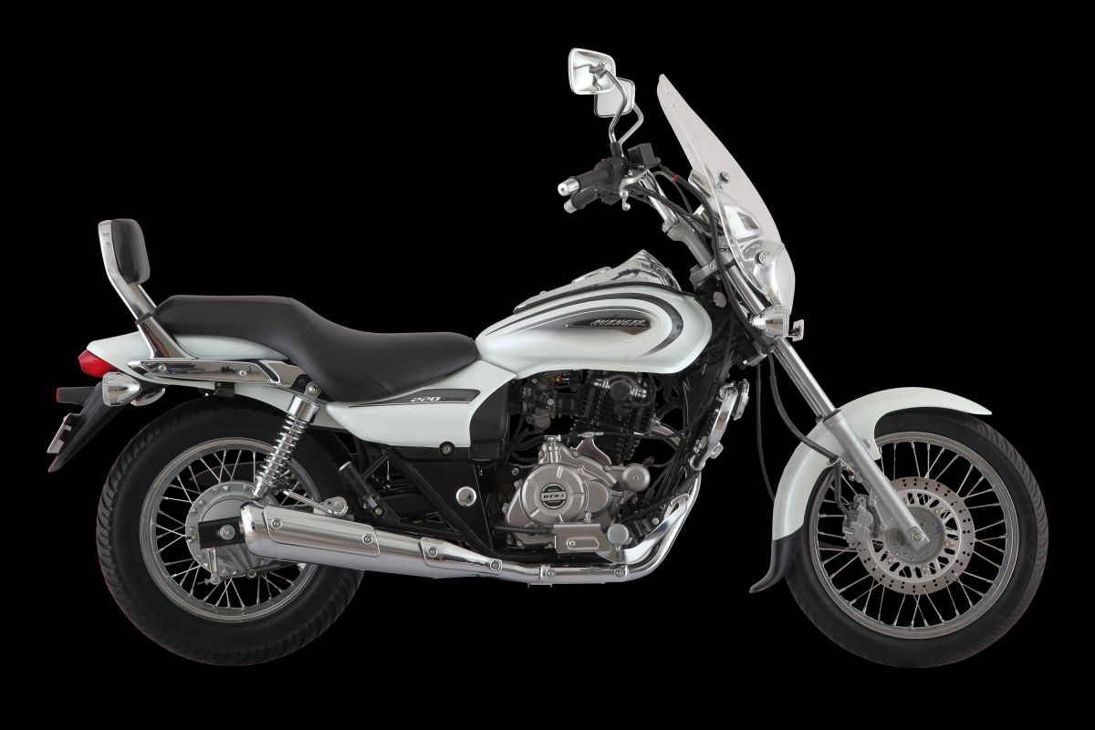 bajaj avenger 220 cruise fuel tank capacity